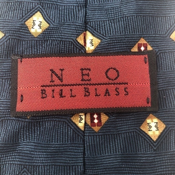 NEO Bill Blass Mens Tie, Blue Diamonds Silk - Picture 3 of 5